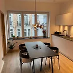 Conge Sfeervol Dichtbij Zee Ostenda